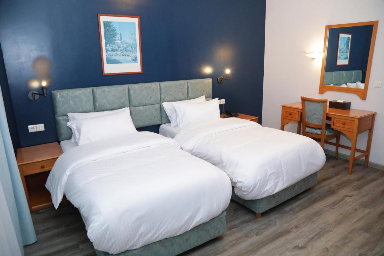 El Sheikh Suites Hotel Beirut Exteriör bild