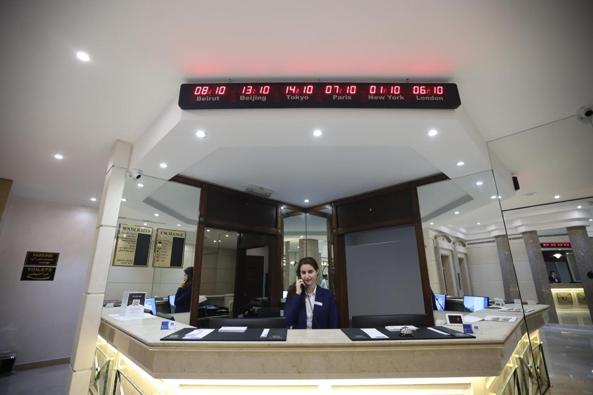 El Sheikh Suites Hotel Beirut Exteriör bild