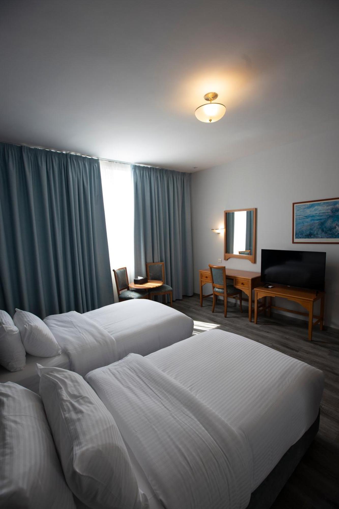 El Sheikh Suites Hotel Beirut Exteriör bild